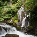 [Å] 山梨県観光地「吐竜の滝（どりゅう）」で大自然に囲まれた滝を撮ってきた