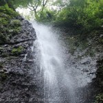 [Å] 能登観光「不動滝」は滝壺から見上げる大迫力な滝！