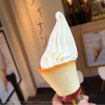[Å] クレミア 鎌倉 小町通りのプレミア生ソフトクリームは食べ歩きグルメにぴったり！