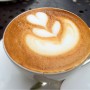 [Å] 代官山「Urth Caffe（アースカフェ）」でラテアート！お洒落なカフェで午後の休日。