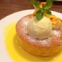 [Å] 分厚っ！！卵料理・パンケーキ専門店「サロン ド ウフエモア」のスフレパンケーキ